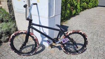 Kolo BMX