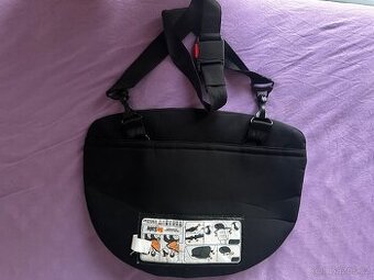 Těhotenský bezpečností pás do auta