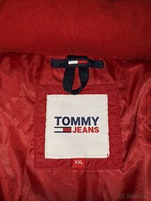 Kabát Tommy Jeans