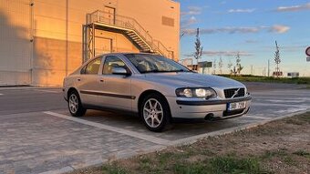 Volvo S60 – 2003 | 96 kW | Automat | 347 xxx km