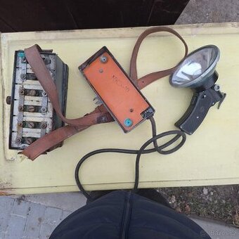 Starožitná hornická svítilna/lampa s baterií - 1