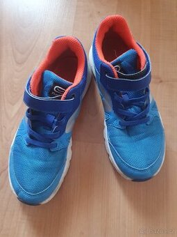 Kalenji modré tenisky v.34 z decathlonu II.