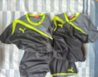 Sportovní trička + kratasy