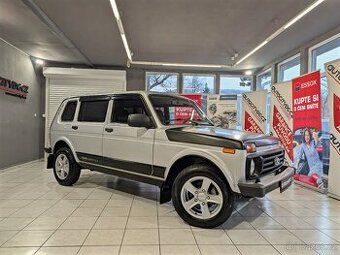 Lada Niva 4x4 1.7i TAIGA 5ti DVÉŘOVÁ