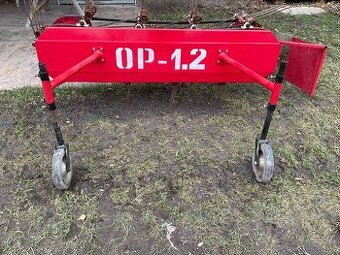 Prodám obraceč sena OP-1.2 na MF70 - 1