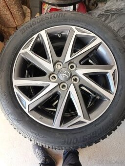 Zimní sada Toyota Yaris 16"