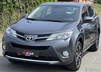Toyota Rav4 2.0D D4D 4x4 KAMERA TEMPOMAT manuál 91 kw