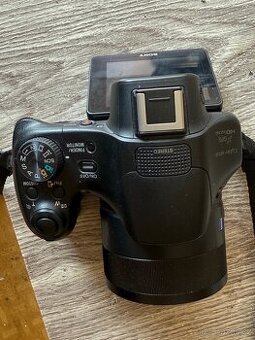 Prodám cybershot Dsc HX400V