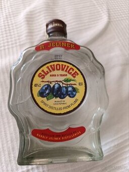 R. Jelínek Slivovice 45% 0.5 l