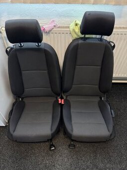 Prodám kompletní interiér/sedačky/bočnice Audi A3 8P