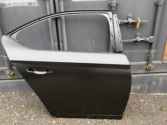 3V5833056B Pravé zadní dveře Škoda Superb 3 -nové