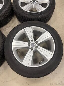 Alu kola Audi q7 5x112 r20 8jX18 et28 zimní pneu