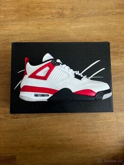 Nike Air Jordan 4