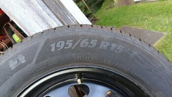 Prodej pneu i s diskama