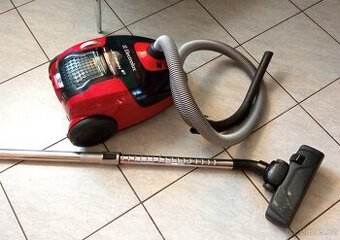 Vysavač ELECTROLUX