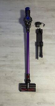 Dyson V6