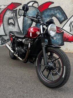 Triumph Street twin 900