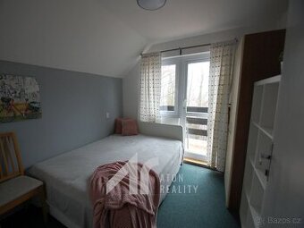 Bítov -  rekreační chata podlahová plocha 100 m2 - vhodné na