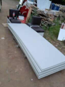 desky různe síly a množství