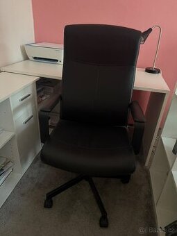 Židle k psacímu stolu