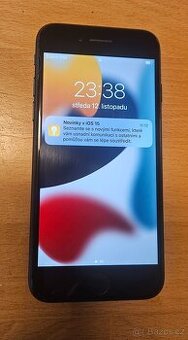Telefon Apple iPhone 7 128GB + nabíjecí kabel