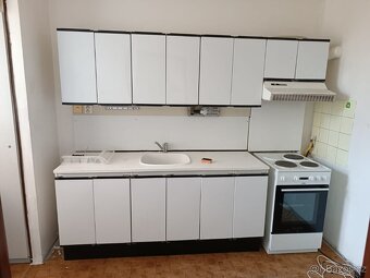 Plechová kuchyňská linka