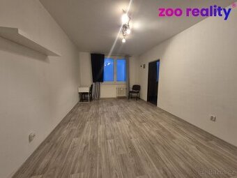 Pronájem bytu 3+1 s lodžií, 73m2, U Josefa, Pardubice