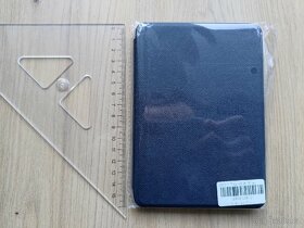 Amazon Kindle 2022 modrý