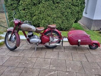 Jawa 350/18 1951 po rekonstrukci + páv 40/b.