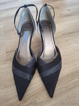 Spolecenske lodičky vel. 40