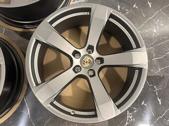 original kolesa Porsche Macan r20 95B 95B601025FM