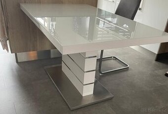 Novel JÍDELNÍ STŮL - bílá, rozkládací