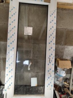 Plastové okno 60x 140 cm