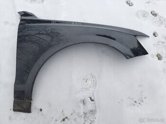 Q5 pravý přední blatník 8R0