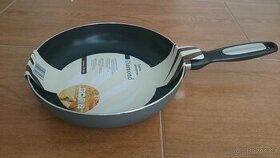 Hliníková pánev Diamond - 1