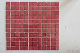 Mozaika, glazovaná, vínová, lesk rozměr 25x25mm