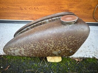 Jawa speciál nádrž