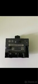 Řídící jednotka dveří přední levá 7N0959793