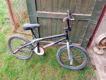 Kolo BMX