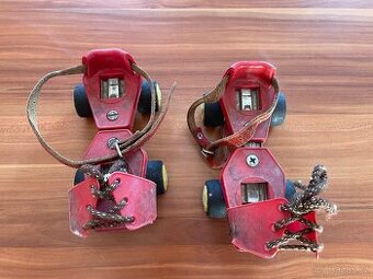 Retro dětské kolečkové brusle