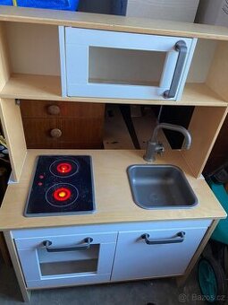 Ikea dětská kuchyňka s příslušenstvím