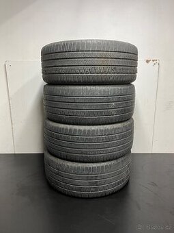 235/50 R20 Pirelli celoroční pneu