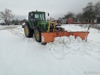 Přední pluh, radlice traktor nebo tatra