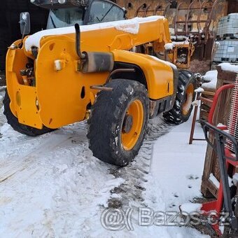 Prodám teleskopický manipulátor r.v.2010 JCB AGRI PLUS