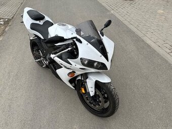 Yamaha YZF-R1