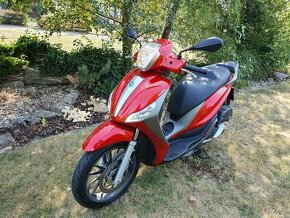 Piaggio Medley S 125 i-get ABS; nájezd 815 km