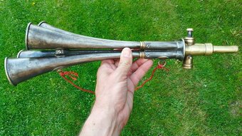 Stará trubka, značená - délka 43cm - do sbírky - dekorace