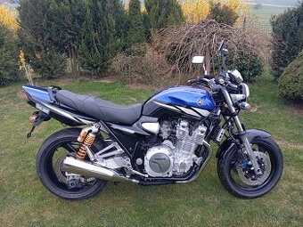 Yamaha XJR 1300
