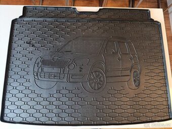 Škoda Yeti gumový koberec do kufru