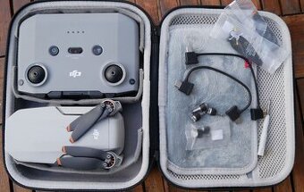 DJI Mini 2 vč. ovladače a pouzdra